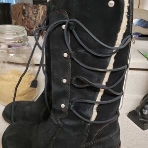 Lace up uggs